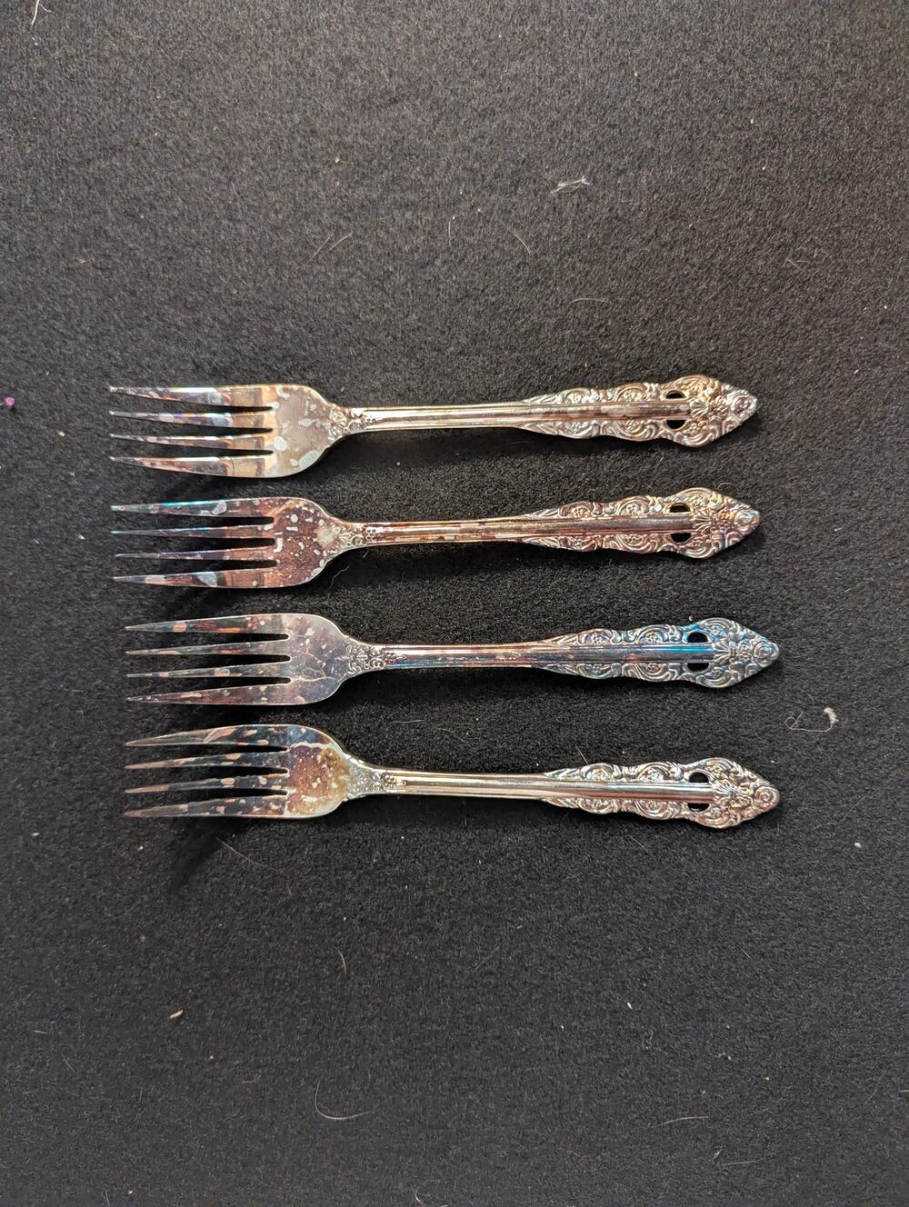 Vintage Ekco Eterna Lillianne Silverplate Dinner Forks Set of 4 Korea